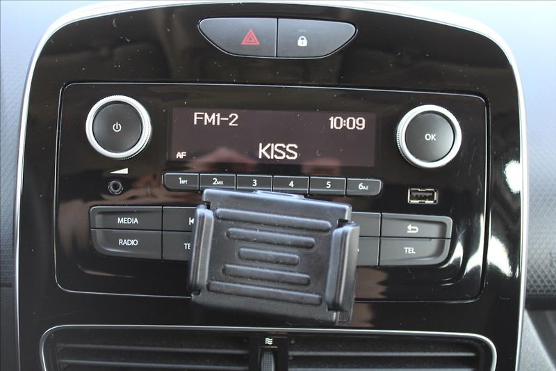 Renault Clio 1,2 i  NOVÉ V ČR,1.MAJITEL - fotka 11 z 26