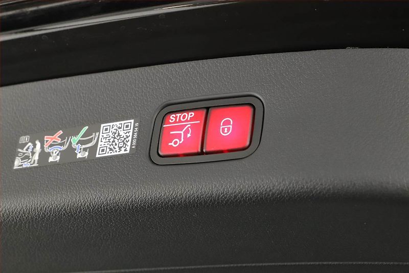 Mercedes-Benz GLC (2025) 200 4MATIC, Avantgarde - fotka 22 z 23
