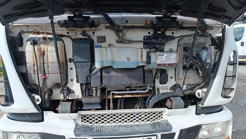 Iveco Eurocargo ML75E16 skříň, čelo - fotka 16 z 20