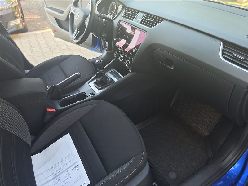 Škoda Octavia III 1,5TSi Ambition ALU TZ - fotka 30 z 46