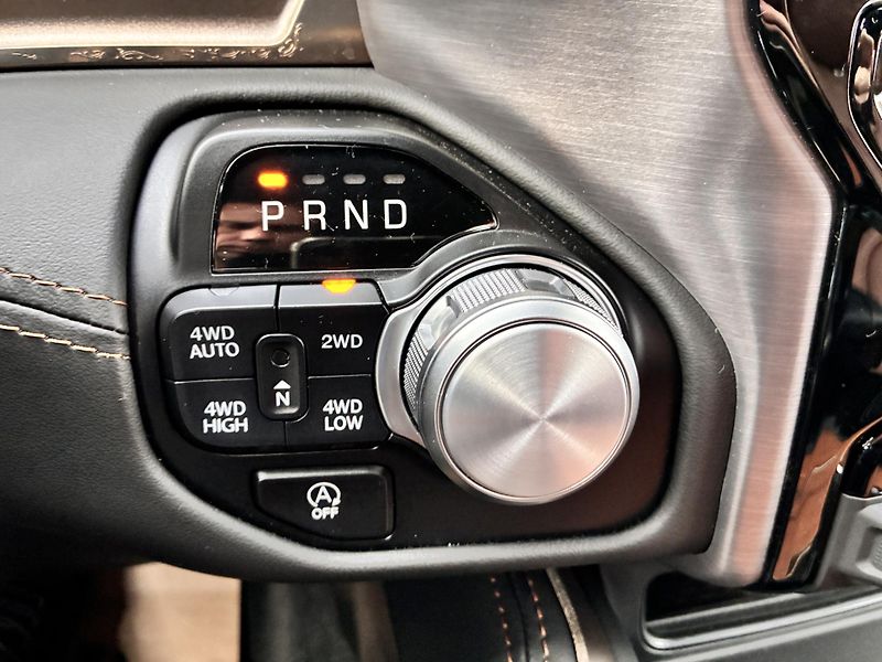 Dodge RAM 1500 LONGHORN 5.7 V8 HEMI eTOR - fotka 21 z 53