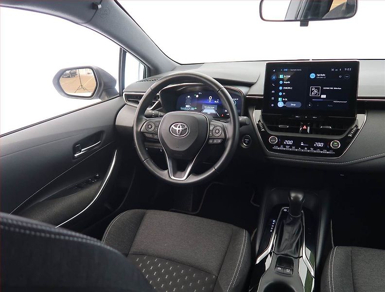 Toyota Corolla (2023) 1.8 Hybrid, digi klima - fotka 7 z 22