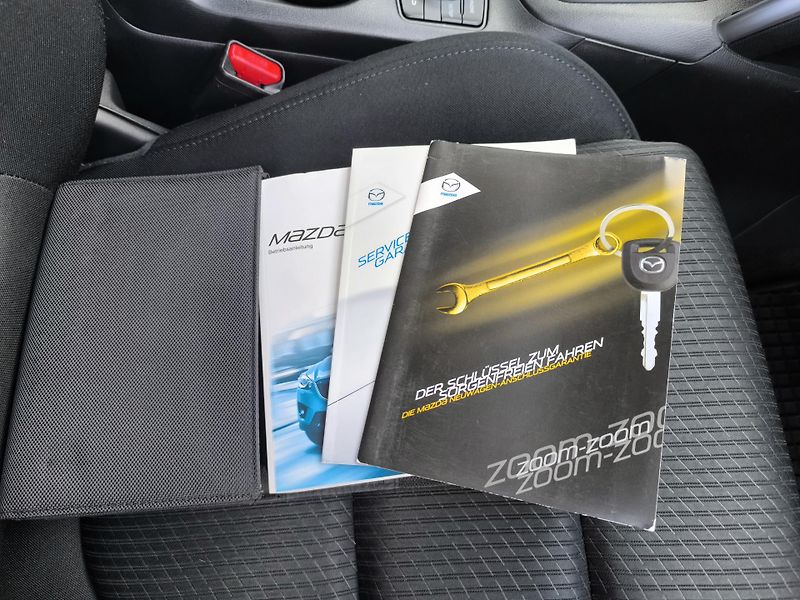 Mazda CX-5 2.2 4x4 TAŽNÉ, DOLOŽENÉ KM - fotka 33 z 39