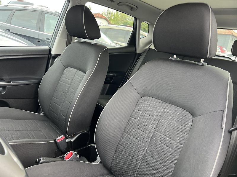 Kia Venga 1.4CVVT 66kw  KLIMA PANORAMA - fotka 10 z 38
