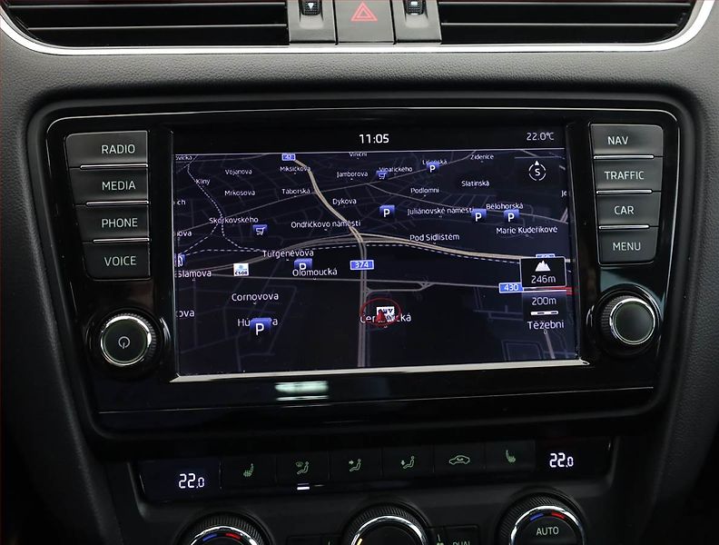 Škoda Octavia (2014) RS 2.0 TDI, Automat, Kůže - fotka 13 z 20