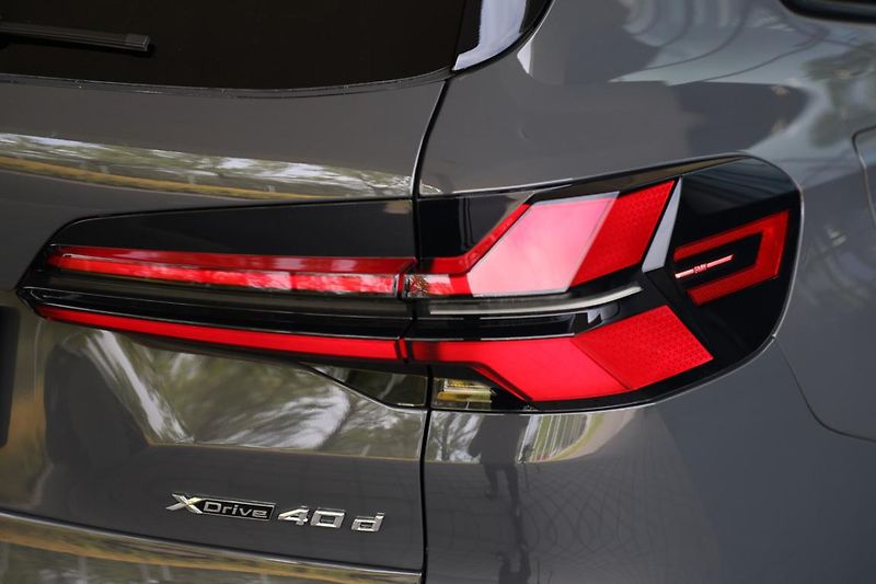BMW X5 xDrive40d - fotka 18 z 18