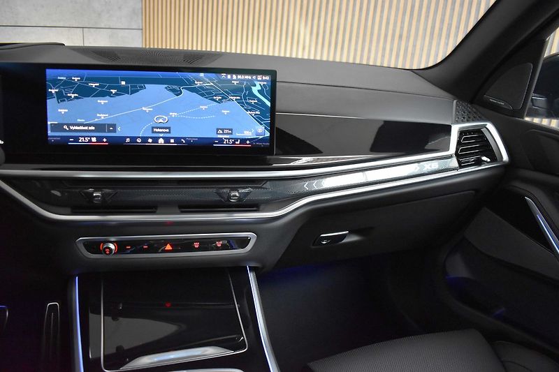 BMW X5 30d xD ///M*ZÁRUKA 9/27*7míst* - fotka 10 z 74