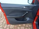 Volkswagen T-Cross (2021) 1,0TSi /70kW Bassis - náhled 18