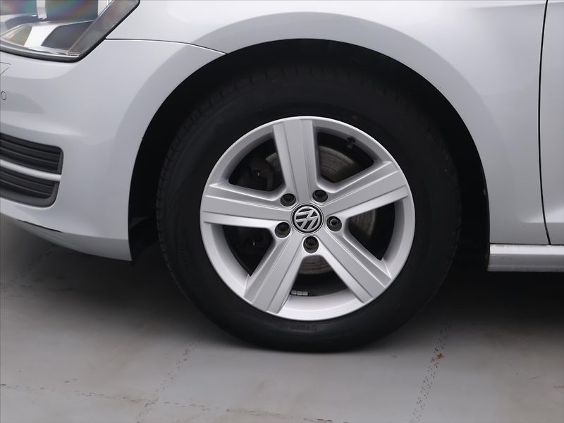 Volkswagen Golf 1,4 TSI 110kW Comfortline 1Maj - fotka 23 z 30