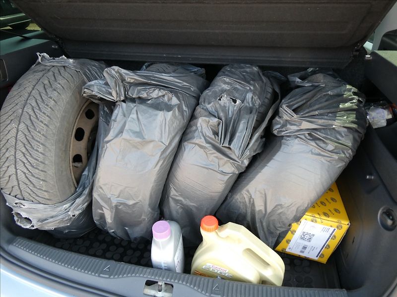 Škoda Roomster 1,2 TSi 2x kola,KLIMA,tempomat - fotka 24 z 43