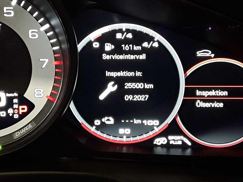Porsche Panamera Turbo S E-Hybrid Sport Turismo - fotka 15 z 16