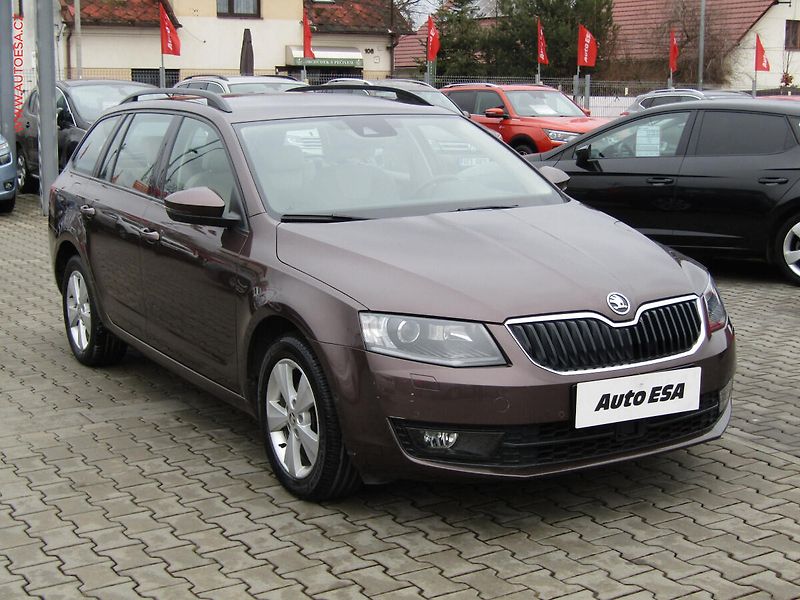Škoda Octavia (2013) 1.4 TSi, Elegance, DSG, bixen - fotka 1 z 20