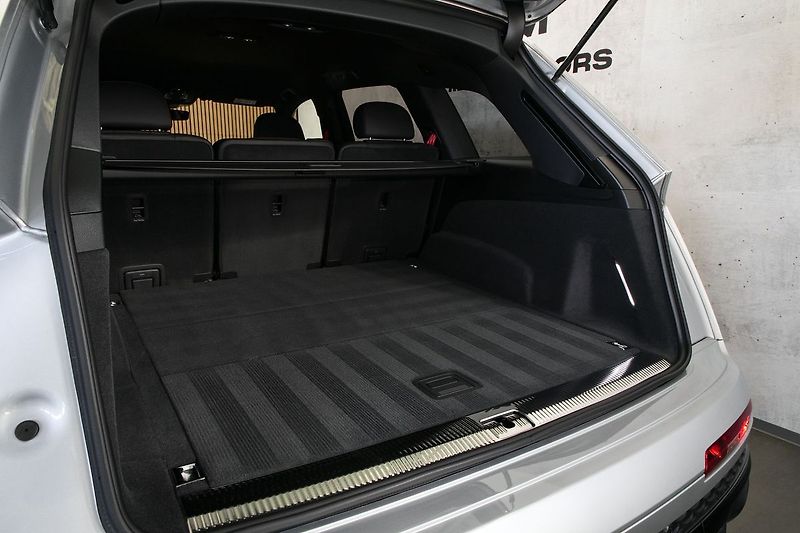 Audi Q7 3.0TDI 210kW S-line Web ZÁRUKA - fotka 46 z 50