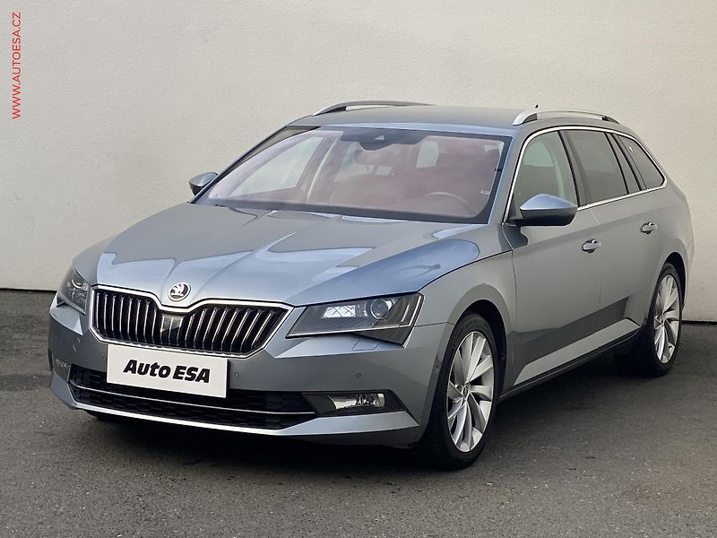 Škoda Superb (2016) 1.6 TDi, Style, DSG, kůže - fotka 3 z 18