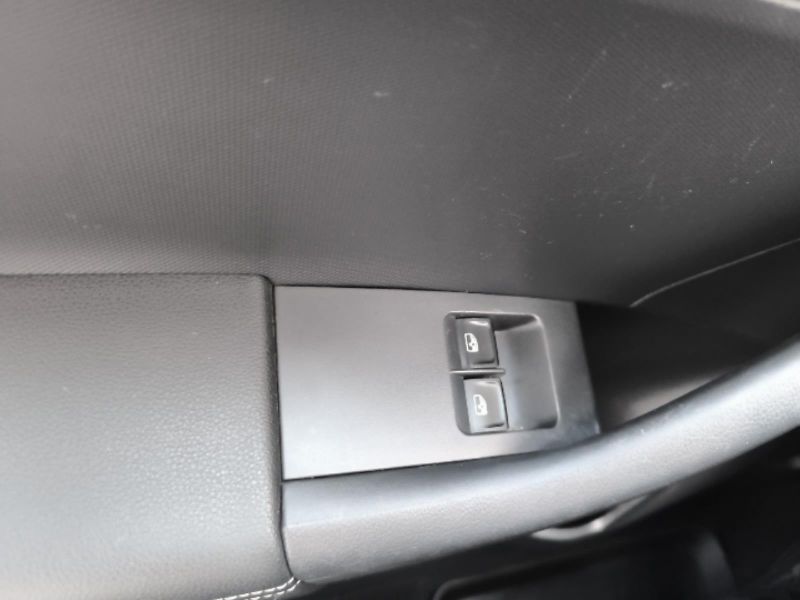 Škoda Rapid 1.0 TSi Ambition - fotka 13 z 23
