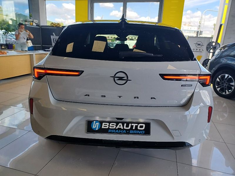 Opel Astra (2026) 5DR GS Hybrid 1,2T 145k Aut - fotka 7 z 29