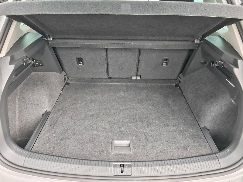 Volkswagen Tiguan Life 6G 1,5TSi - fotka 22 z 22