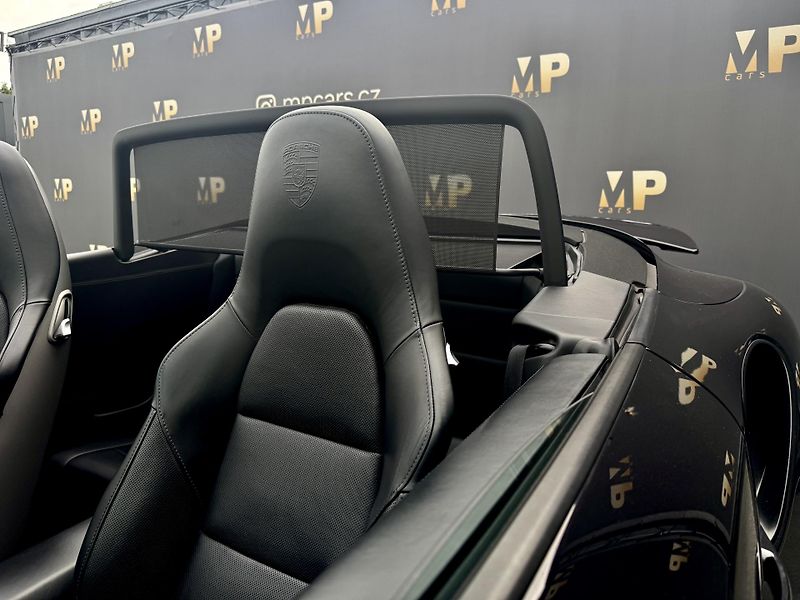 Porsche 911 (2014) Turbo, Sport, cabrio, DPH - fotka 37 z 49