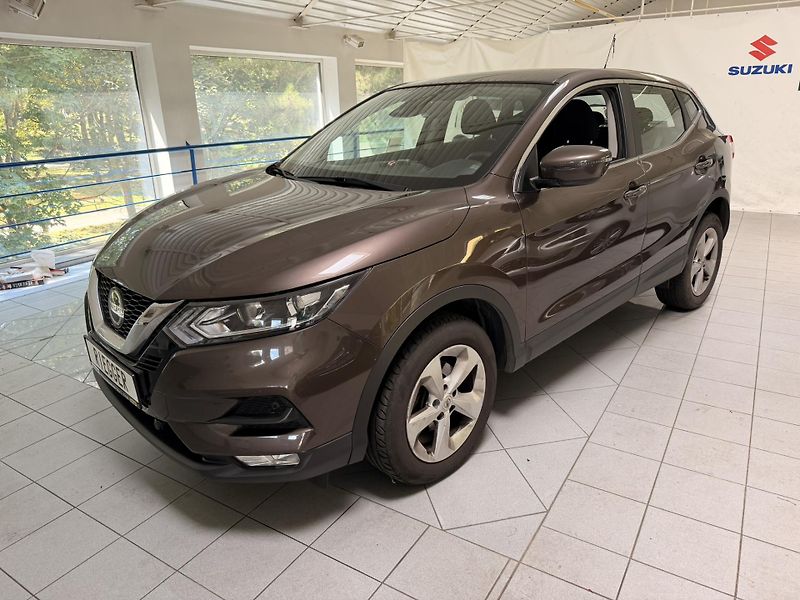 Nissan Qashqai 1,3 - fotka 2 z 29