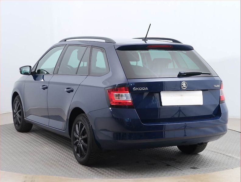 Škoda Fabia (2015) 1.2 TSI, ČR,1.maj, Serv.kniha - fotka 4 z 15