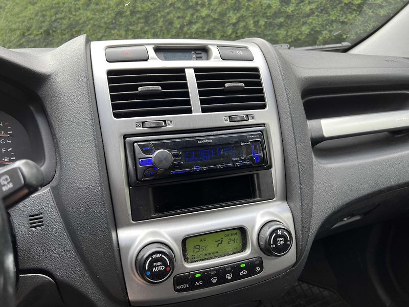 Kia Sportage 2.7 V6 129 kW LPG NOVÉ ROZVODY - fotka 13 z 16