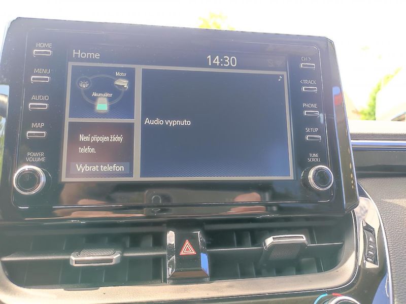 Toyota Corolla (2020) 1.8  HYBRID 1.maj - fotka 15 z 25