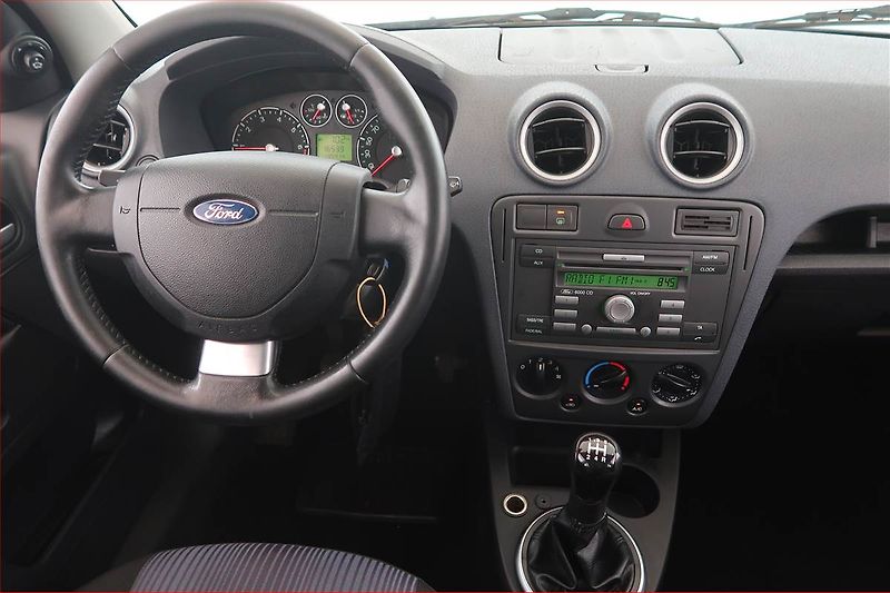 Ford Fusion (2010) 1.4, jezdí výborně - fotka 7 z 14