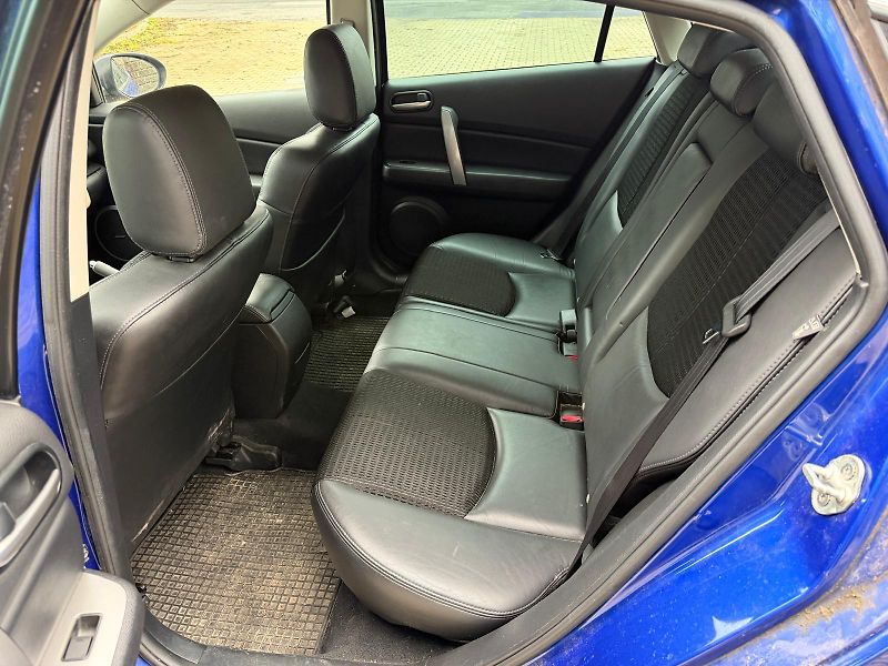 Mazda 6 2,2 MZR-CD - fotka 13 z 22
