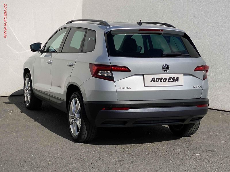 Škoda Karoq (2018) 1.0 TSi, Style, DSG, LED - fotka 6 z 20