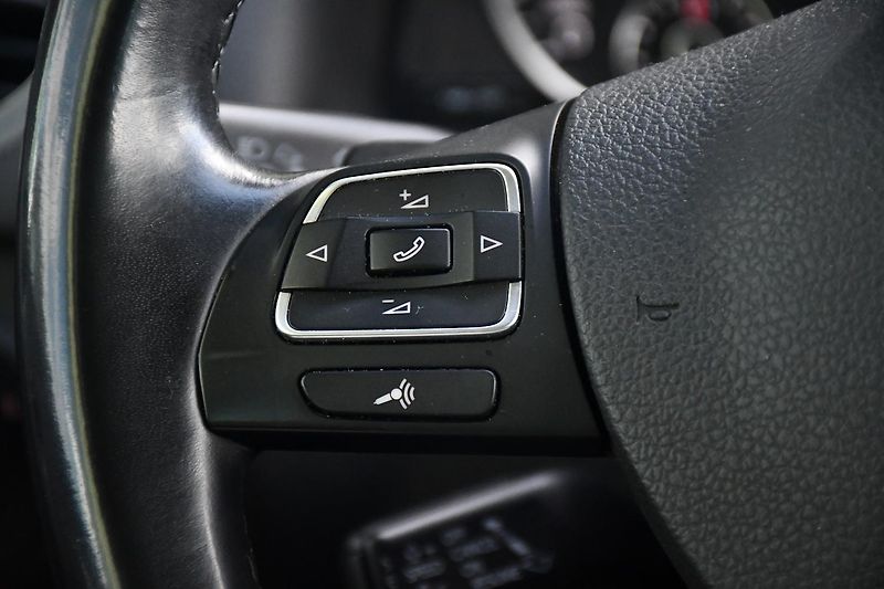 Volkswagen Tiguan 2.0TDi 110kW TAŽNÉ DSG 4MOTION - fotka 27 z 47