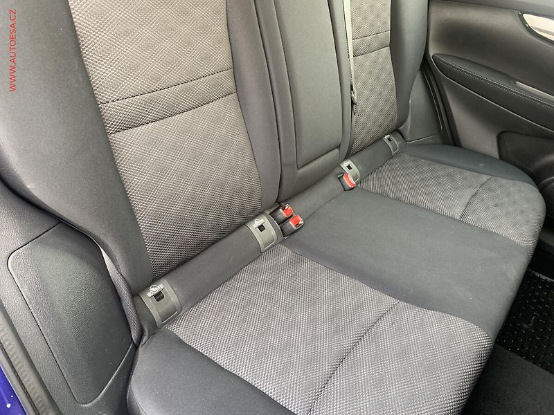 Nissan Qashqai (2015) 1.2i, ČR, Navi, AC - fotka 11 z 19