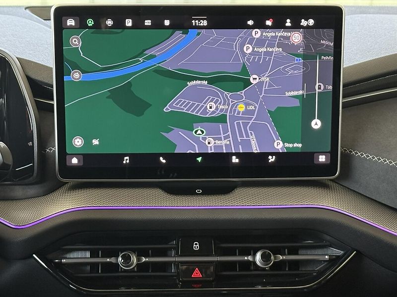 Škoda Kodiaq DSG 4M 2,0TDI 142kW SportLine - fotka 14 z 27