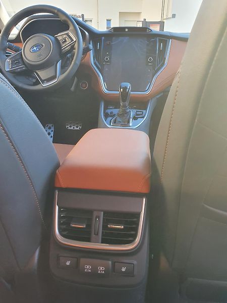 Subaru Outback (2025) TOURING   - fotka 8 z 16