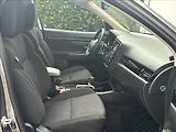 Mitsubishi Outlander 2,0 150PS  Active A/T - náhled 16