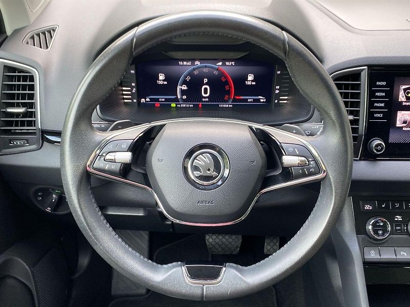 Škoda Karoq (2023) 2.0 TDI 4x4 DSG Style Plus - fotka 6 z 35