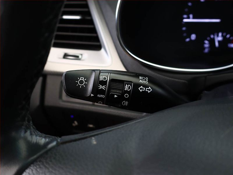 Hyundai Santa Fe (2016) 2.2 CRDi Blue, 4X4, Automat - fotka 17 z 21