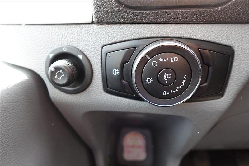 Ford Transit 2,0 TDCI  VALNÍK KLIMA - fotka 18 z 26
