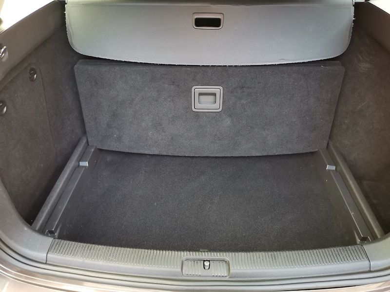 Volkswagen Golf (2011) 1.4TSi 90kw Temp AC PDC Tažné - fotka 22 z 27