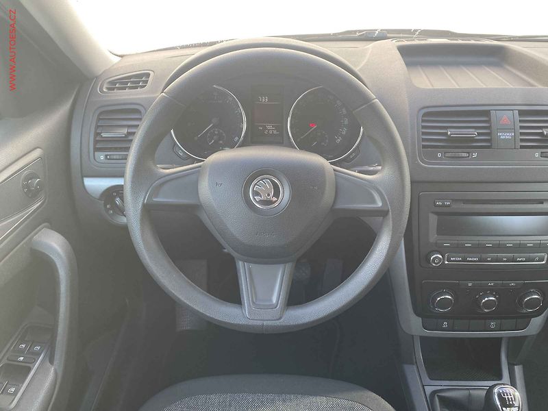 Škoda Yeti (2014) 1.2 TSi, Active - fotka 11 z 16