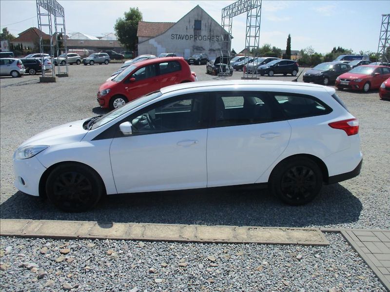 Ford Focus 1,6 TDCi, klima,serv.kniha,CZ, - fotka 4 z 29