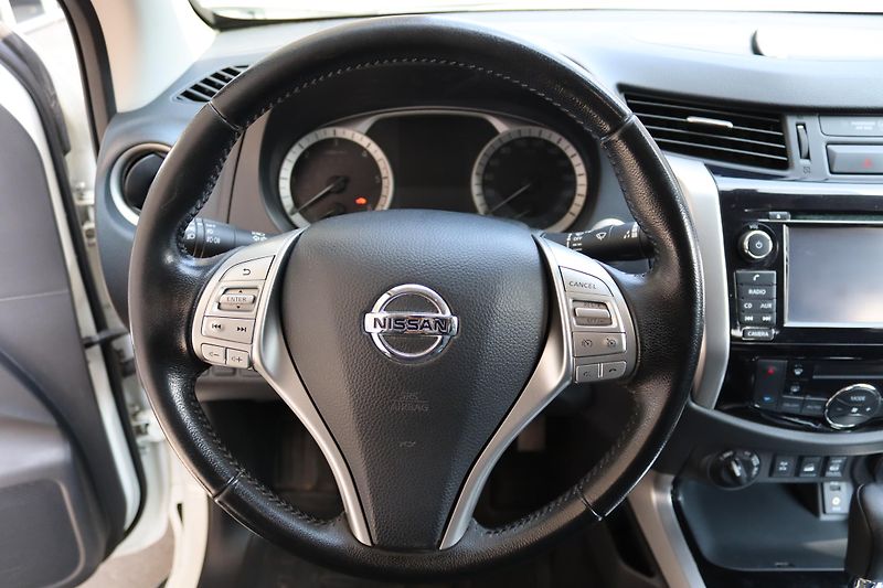 Nissan Navara 2.3dCi 4X4 AT 140kW DPH - fotka 25 z 50