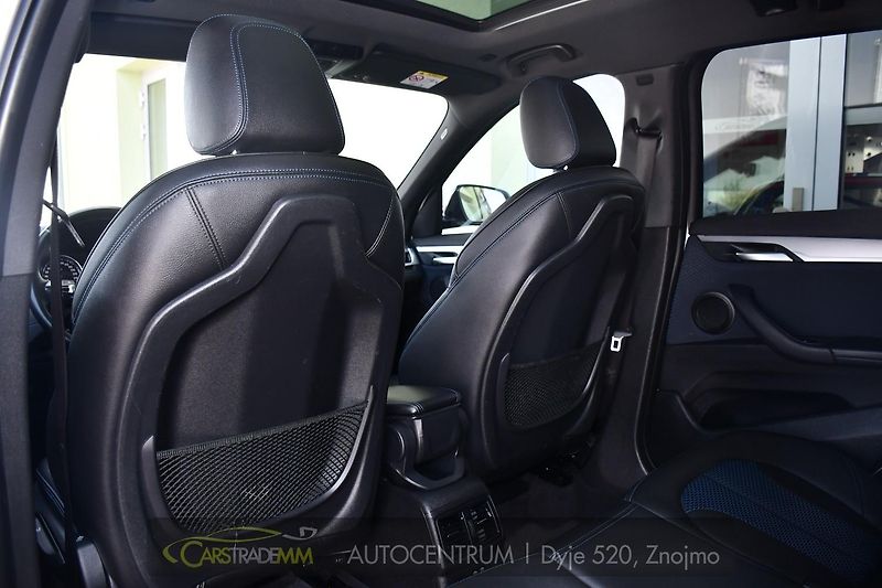 BMW X1 xDrive20d M-SPORT ČR - fotka 12 z 52