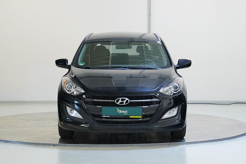 Hyundai i30 - fotka 4 z 22