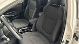 Toyota Corolla 1.8 Hybrid AUT Active Sedan - náhled 15