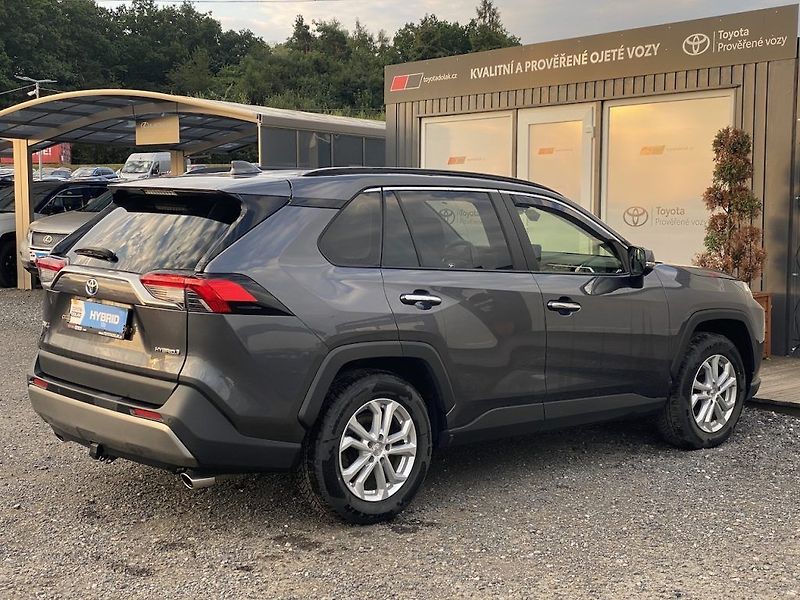 Toyota RAV4 2.5HSD, ČR, Executive, 4x4 - fotka 7 z 19