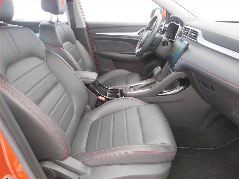 MG ZS (2022) Exclusive 1.0 Turbo, Automat - fotka 9 z 18
