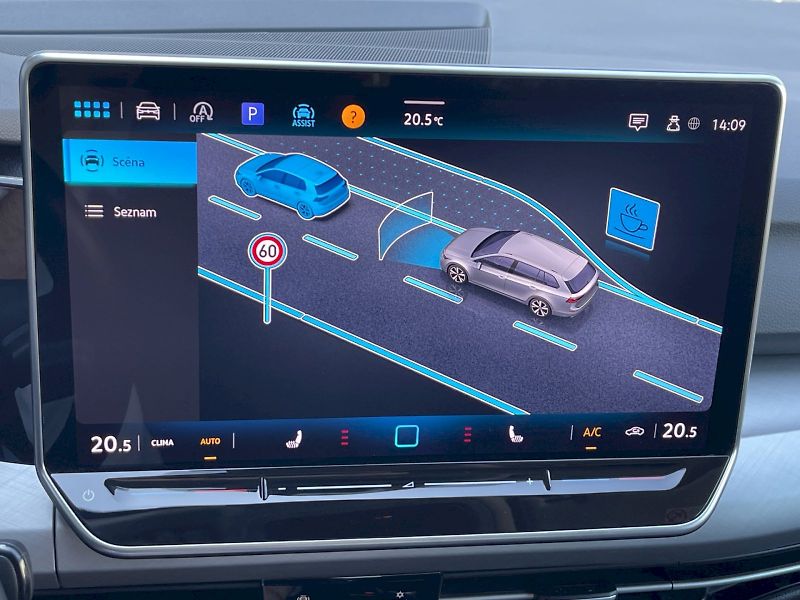 Volkswagen Golf Variant (2024) 1,5 eTSI 85 kW Life - fotka 13 z 34