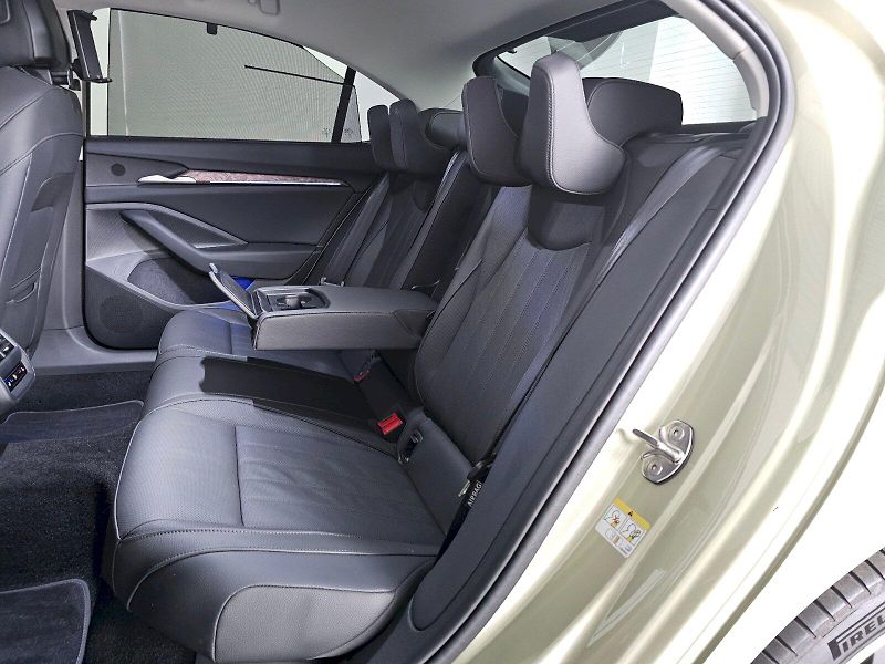 Škoda Superb (2024) 2.0TDi 142kW 4x4 LAURIN A KLEM - fotka 7 z 30