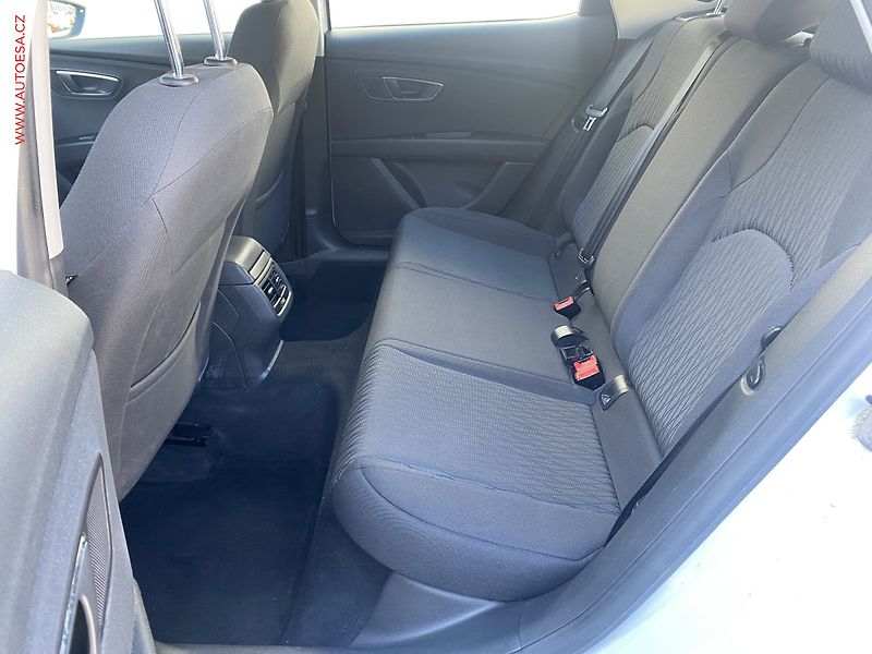 Seat Leon (2013) 1.4 TSi, Style, navi - fotka 12 z 15