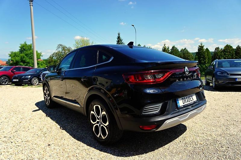 Renault Arkana (2021) INTENSE 1,6 E-TECH 105 kW - fotka 7 z 57
